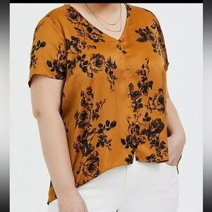 Torrid Silky Fall Marigold Floral Button Midi Top Size Torrid 00 or Medium/Large